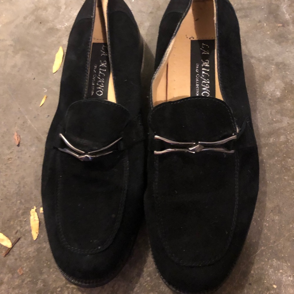 Men’s black loafers